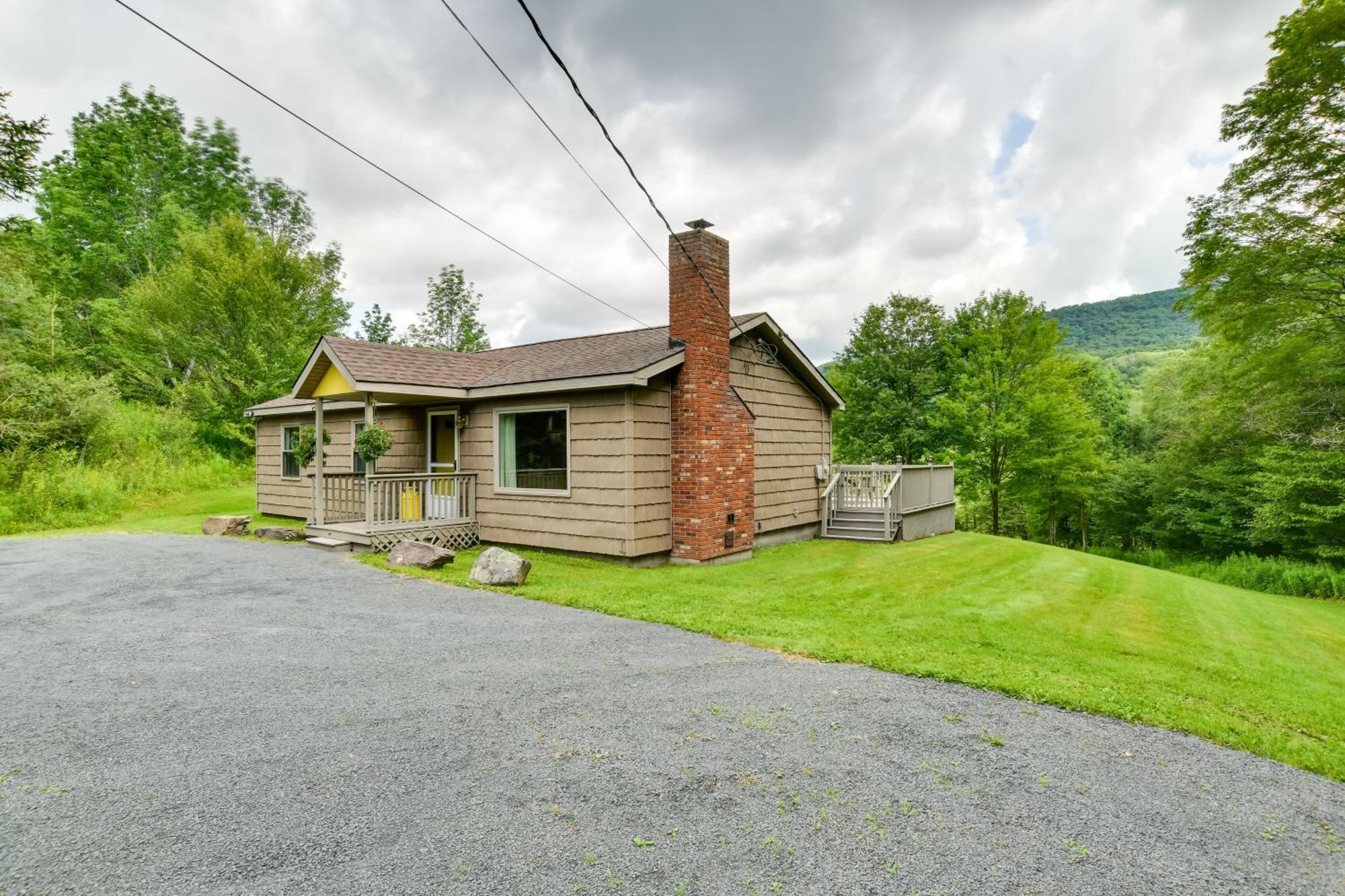 Quiet Catskills Getaway With Deck And Mtn Views New Kingston Exterior foto